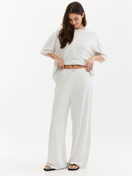 חליפת אנתימא soft essentials