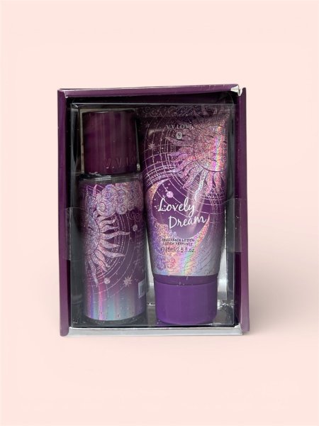 מארז טיפוח Lovely Dream – V.V.LOVE Gift Set
