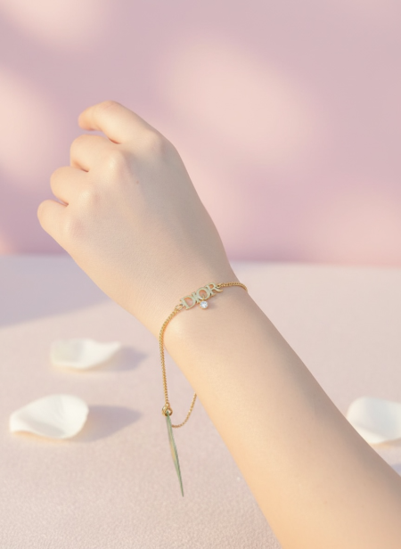 צמיד עם אחריות לשנתיים על הצבע