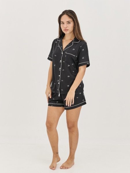 סט פיגמה מכופתרת באריזה