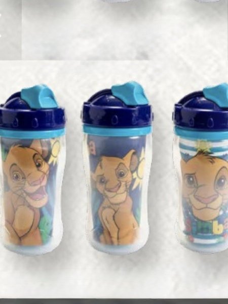 בקבוק ילדים עם קש