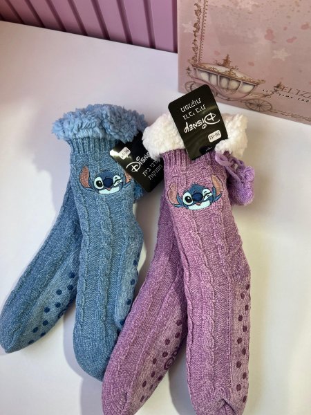 جرابات ديزني