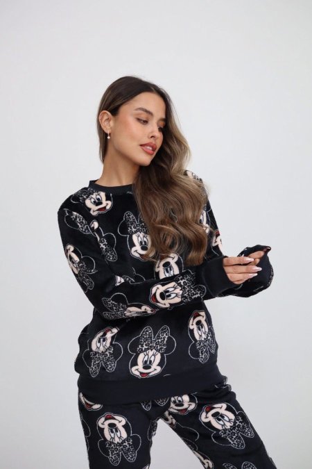 פיג׳מה דלתא קטיפה פלפי